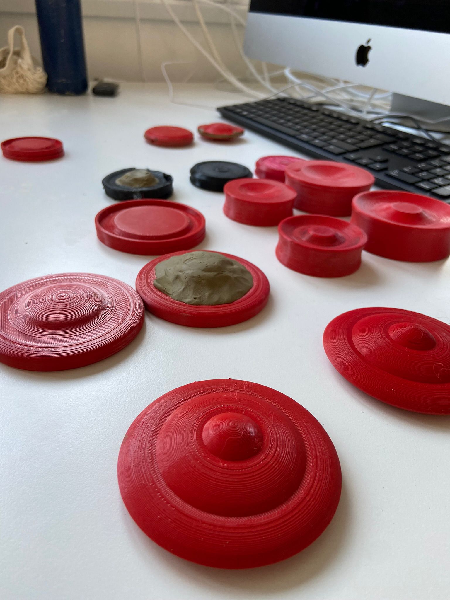 THUDPUK final form — edge profile and material finish detail